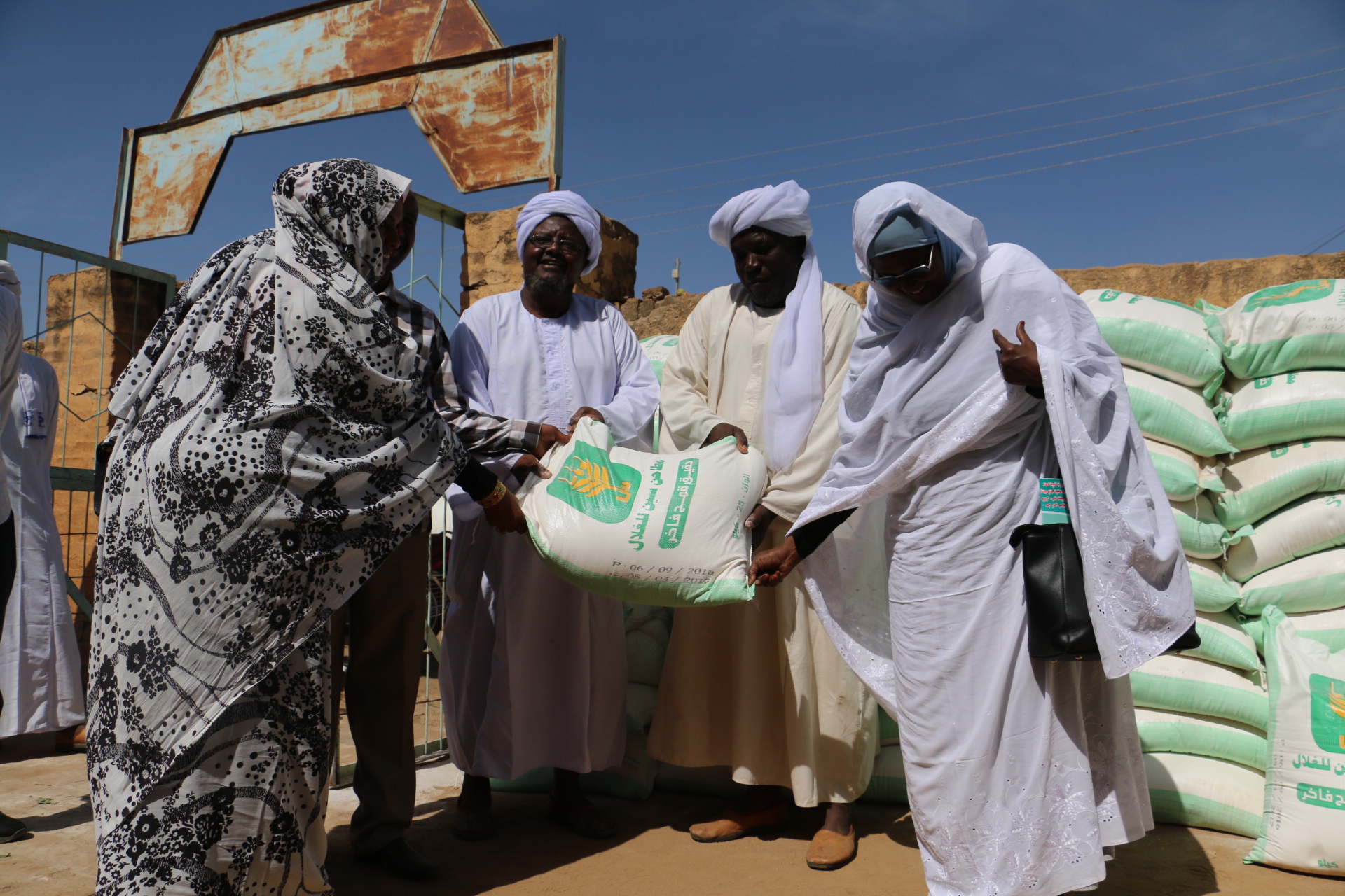 %d9%a2%d9%a0%d9%a1%d9%a6%d9%a1%d9%a1%d9%a2%d9%a7%d9%a1%d9%a2%d9%a5%d9%a5%d9%a3%d9%a7_img_8055